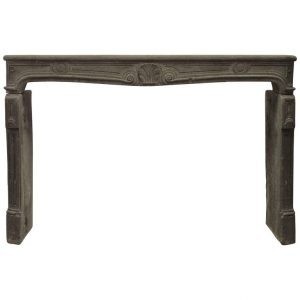 Französischer Louis XV Kaminsims aus Lavastein