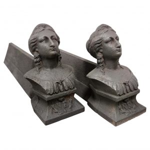 Antike Kaminböcke / Feuerböcke "Die elegante Dame"