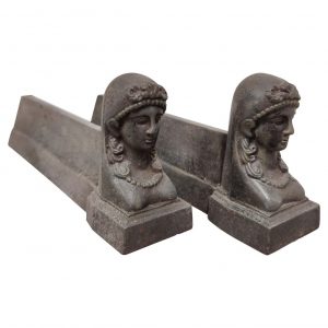 Antike Kaminböcke / Feuerböcke "Frau mit Perlenschleier"