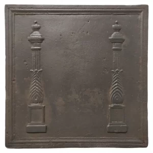 Antike Kaminplatte / Rückwand "Profilierte Säulen"