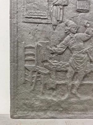 Antike Kaminplatte / Rückwand "Zwei Männer im Gespräch"