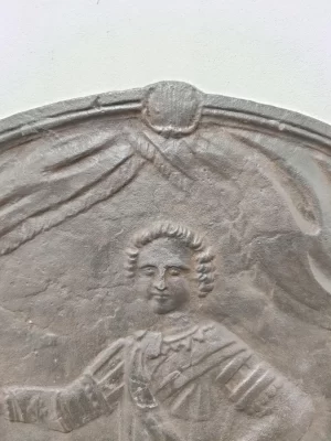 Antike Kaminplatte / Rückwand "Louis XVI, Louis der Letzte"