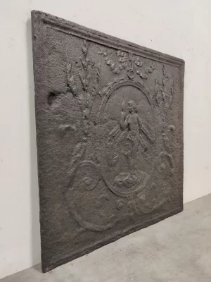 Antike Kaminplatte / Rückwand "Frau mit Spiegel"