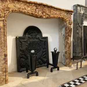 Stilvolles Paar moderner Kaminböcke / Feuerböcke aus der Jahrhundertmitte.