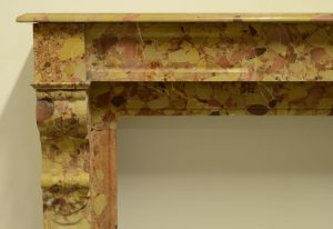 Breche d'Alep-Marmor-Kamin