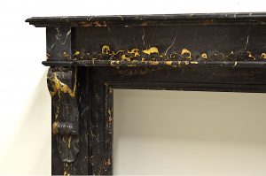 Portoro-Marmor-Kaminsims