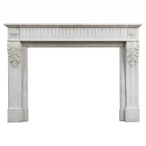 Französischer Louis XVI-Kaminsims