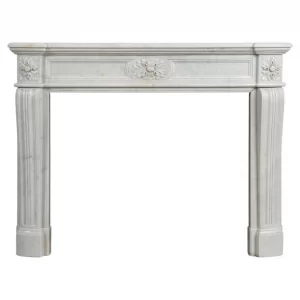 Perfekter kleiner antiker Kaminsims aus weißem Marmor